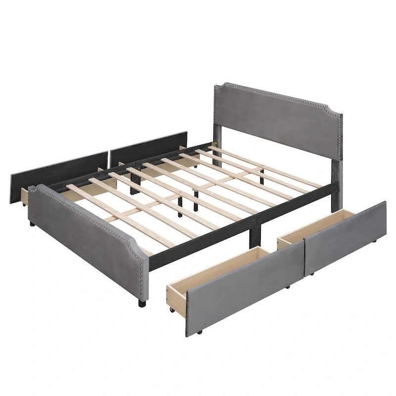 Lit plateforme tapissé en velours gris/beige avec garniture cloutée et 4 tiroirs – Queen